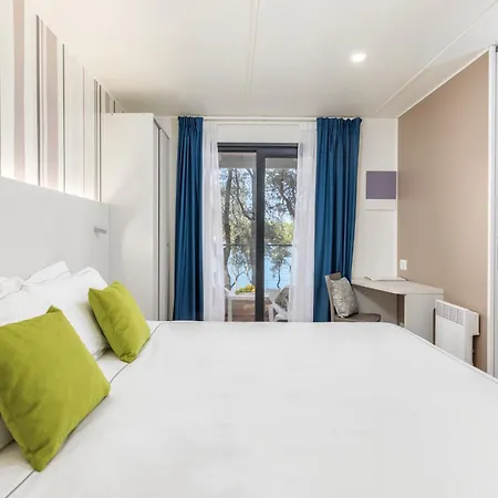 Arena Stoja Homes Holiday park