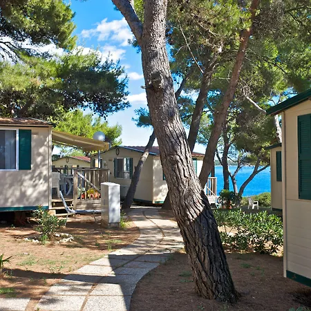 Arena Stoja Homes Prázdninový areál 4*