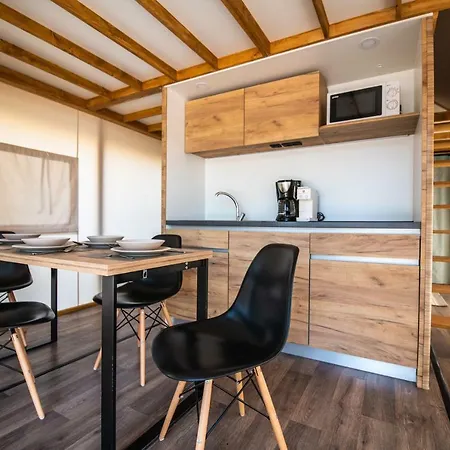 Arena Stoja Homes Prázdninový areál