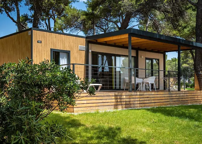 Prázdninový areál Arena Stoja Homes Pula