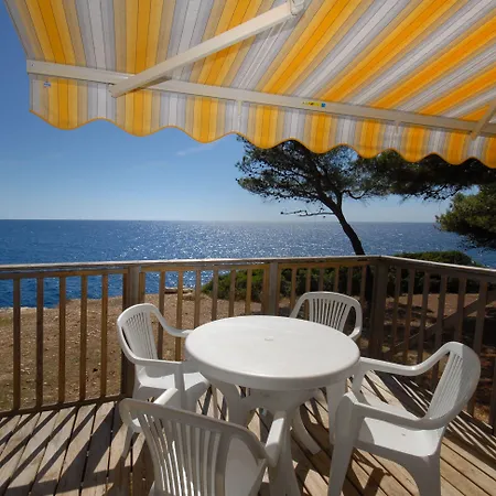 홀리데이파크 Arena Stoja Homes 4*