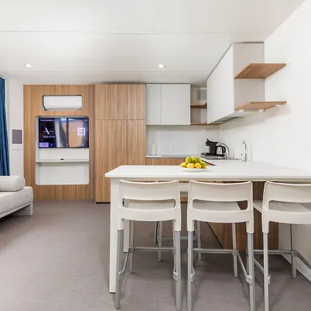 Arena Stoja Homes 4* פולה