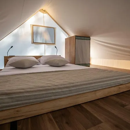 Arena Stoja Homes