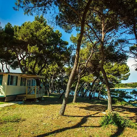 Arena Stoja Homes Ferienpark