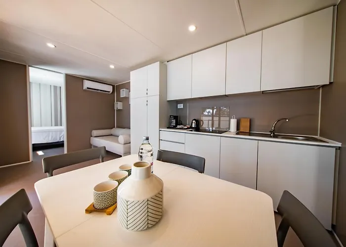 Kompleks wypoczynkowy Arena Stoja Homes 4*