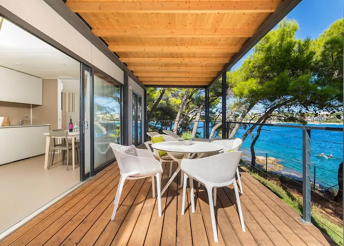 Arena Stoja Homes 4* Pula