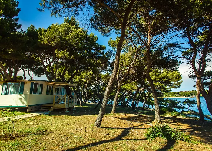 Kompleks wypoczynkowy Arena Stoja Homes 4*