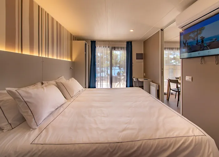 Kompleks wypoczynkowy Arena Stoja Homes Pula