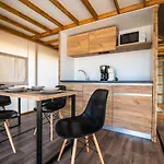 Arena Stoja Homes Kompleks wypoczynkowy